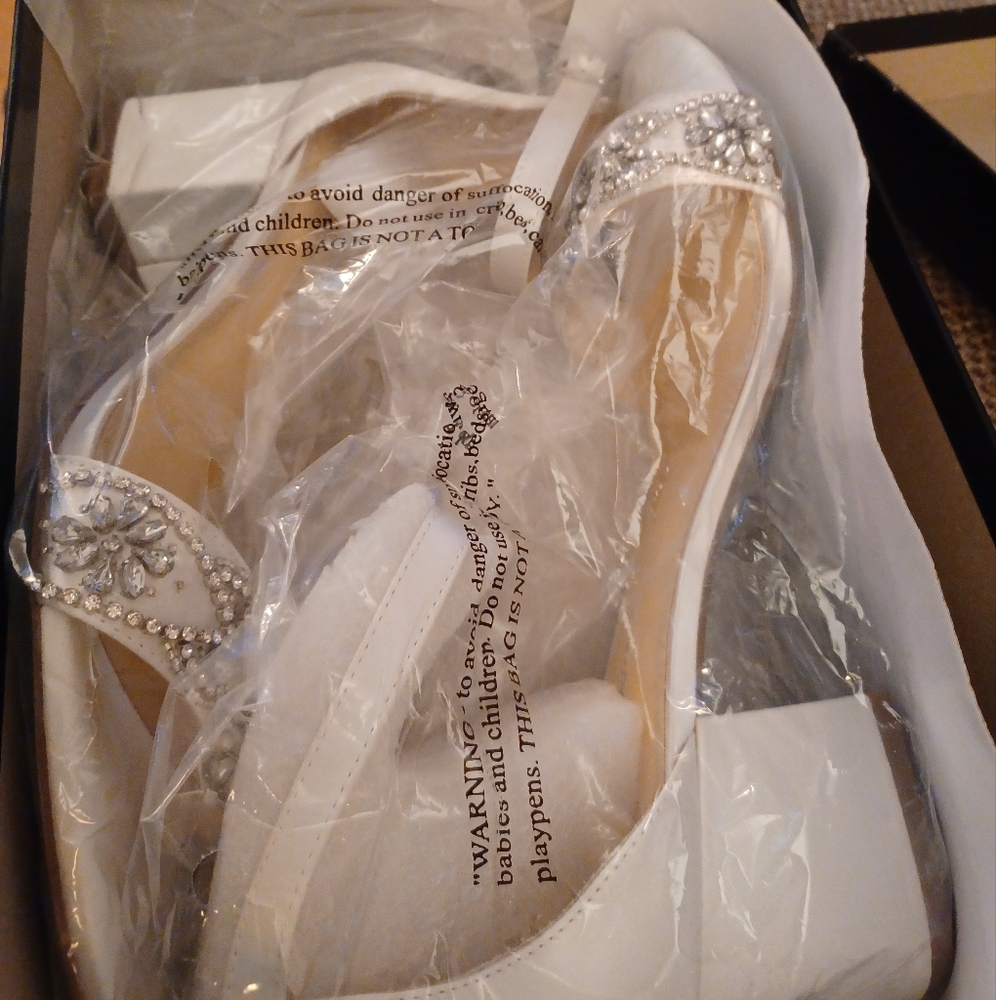 BETSEY  JOHNSON